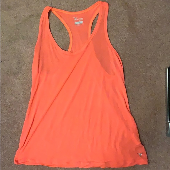 Old Navy Active Women’s Small hot pink tank - Picture 1 of 2